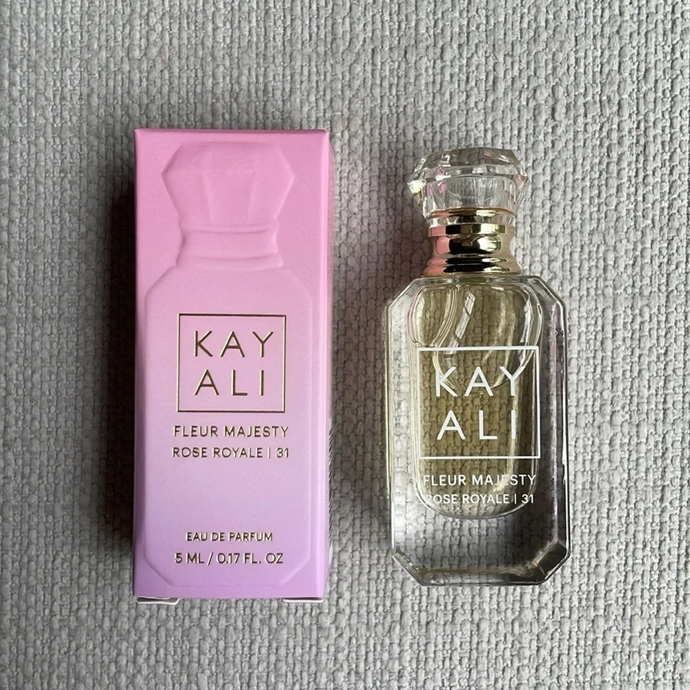 Kayali Fleur Majesty rose royale 31 miniature dabber - Picture 3 of 10